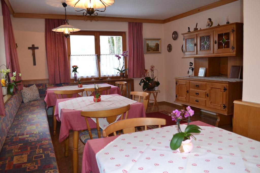 Gaestehaus Friedl Kirchberg in Tirol Habitación foto